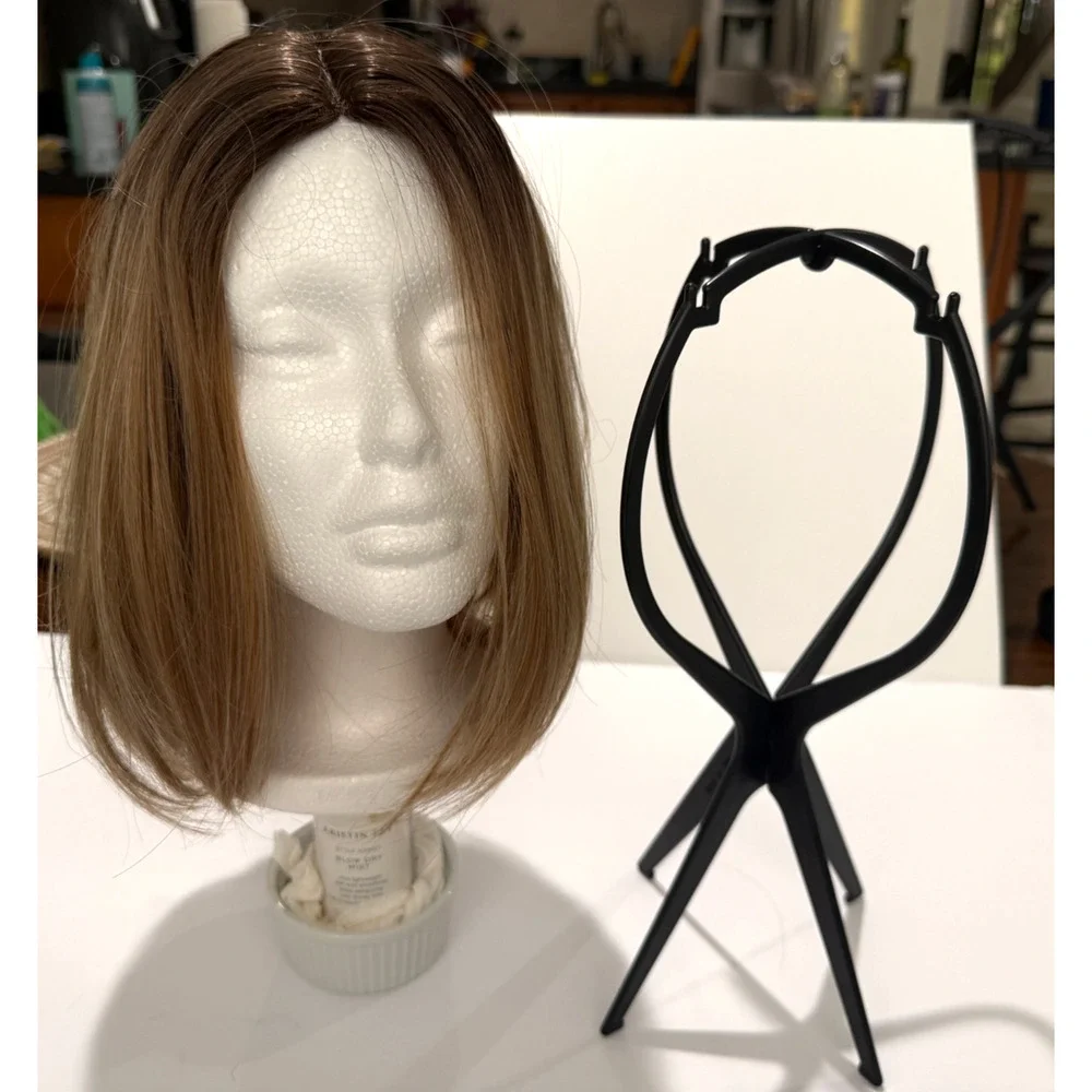 Natural Ash Brown‎ Shoulder-Length Wig Straight Medium-Length Fiber Wig w/stand